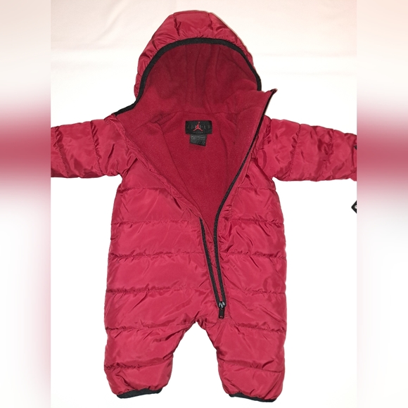 NWT Jordan Jumpman Puffer Coat/Snowsuit- 0-3 Months - Picture 2 of 10